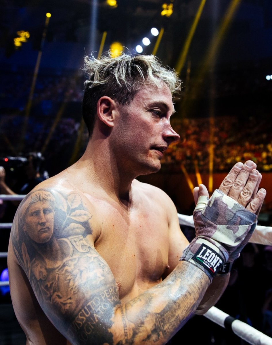 Que linda nariz tiene ahora el momo