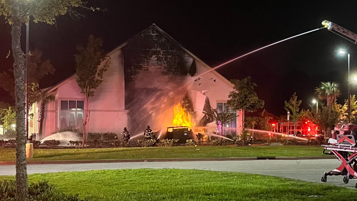 wmbfnews's tweet photo. #BREAKING: Crews with the Myrtle Beach Fire Department are at the scene of a fire caused by a vehicle crashing into a building's gas line on Walton Road. 

No injuries were immediately reported. https://t.co/X9SuZQ0bBP https://t.co/6b1YyaCfa1