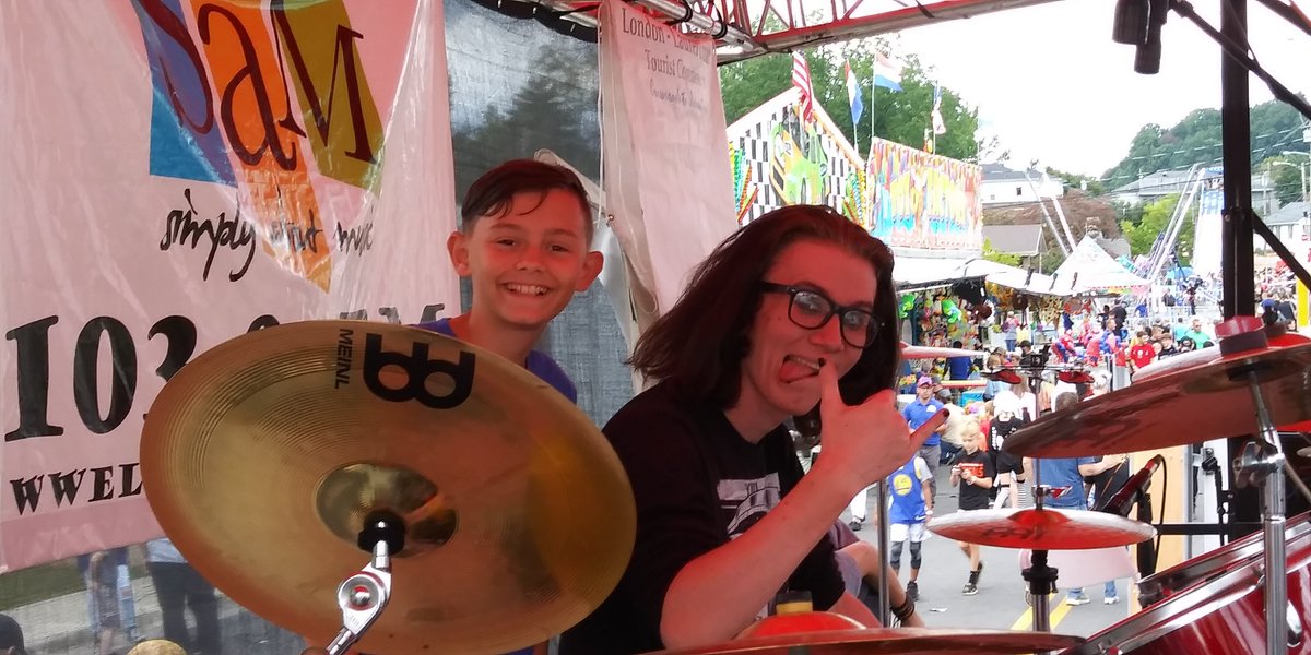 Derek8Petrey's tweet photo. Go check out (Three Years Apart) new song "Go to the Moon" on YouTube!!! My son's big brother is the drummer. You won't be disappointed!!! 🖤💯 #3YA https://t.co/0nLuiSBVXm