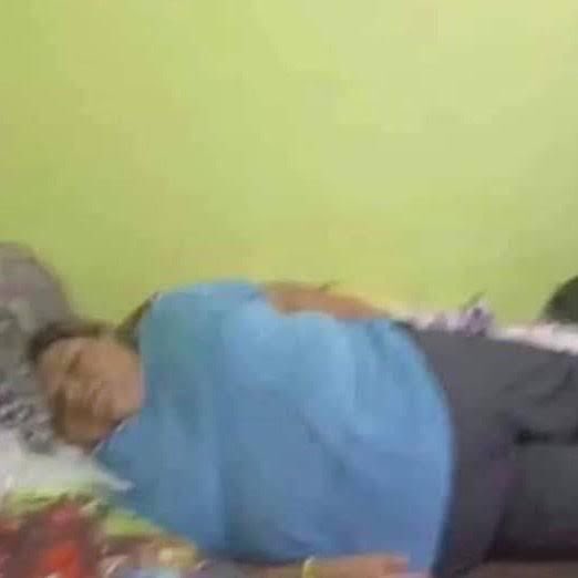 1llstrawberry's tweet image. acostandome a dormir dsp de un atracón