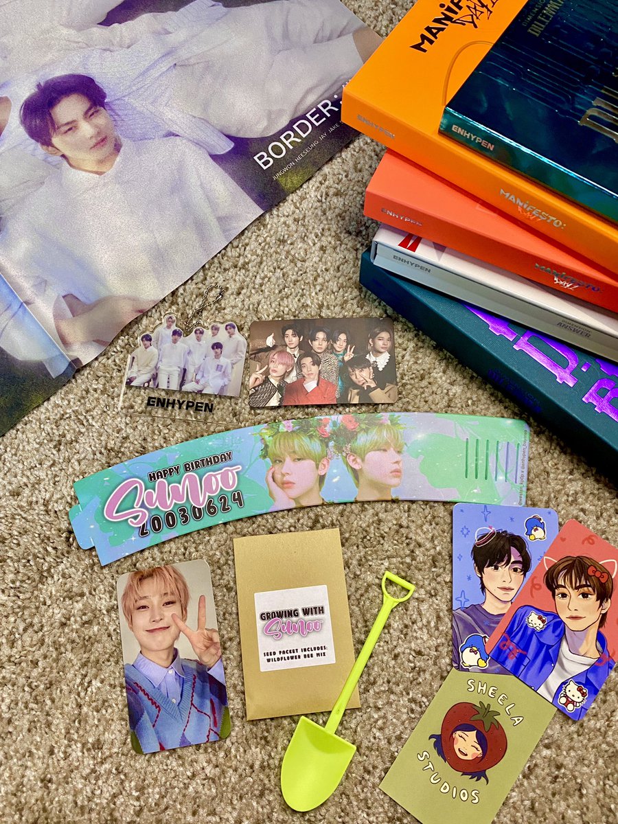 ninjaeriell's tweet photo. #GrowingWithSunoo weekend!!!
@ENHYPEN_BayArea
@weSTAN_kp0p
cute prints from @sheelastudios & albums + goodies from (moon kookiez) https://t.co/Nx2TwsVatU