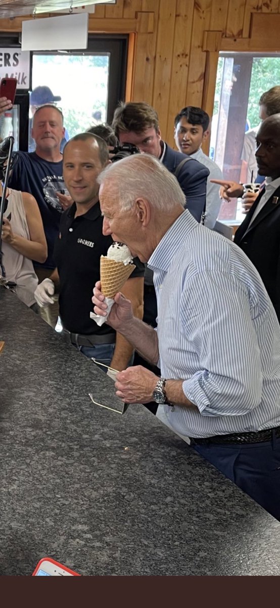 TyMurphy19's tweet photo. @RepSwalwell I scream 
You scream 
We all scream 
For Ice cream!😂
#GoBidenGo https://t.co/rB3JgLsK20