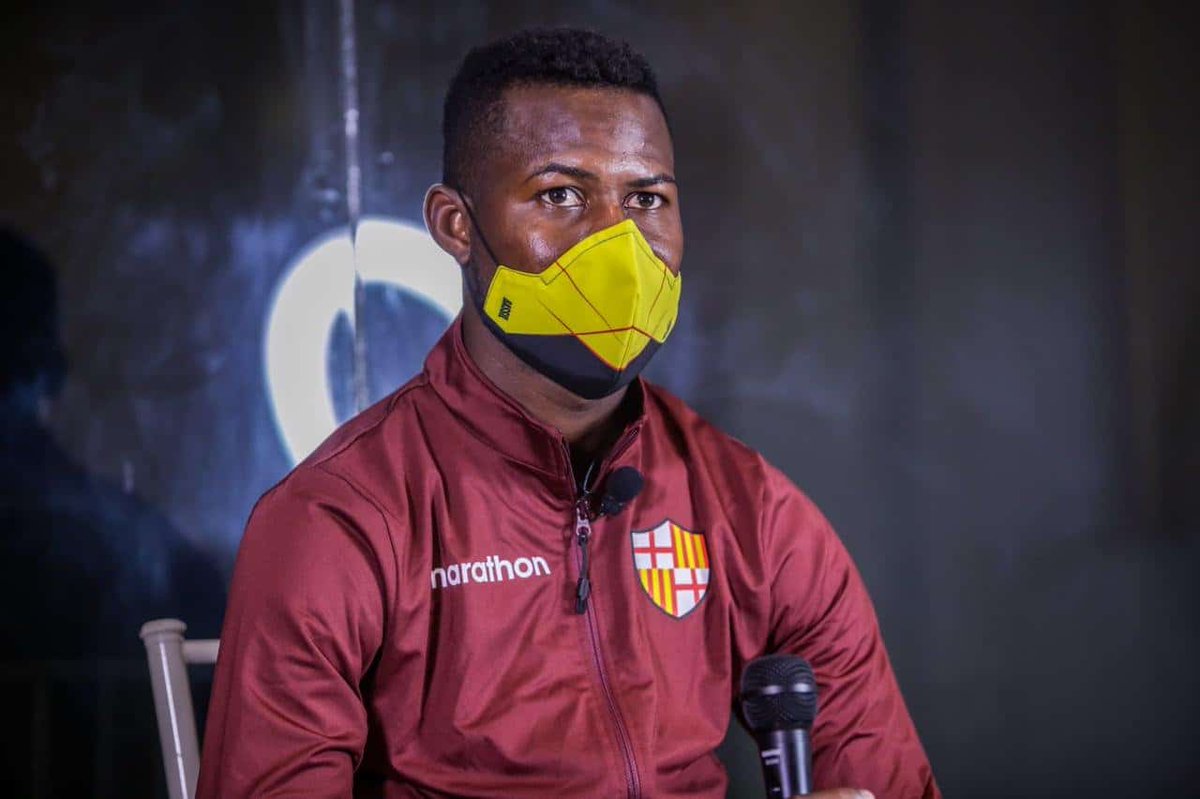 InfoRealBsc's tweet photo. 🚨 ATENCIÓN 🚨
Leonel Quiñones fuera de Barcelona.
La directiva y el cuerpo técnico van decidido que el jugador no va más en el ídolo tras la expulsión de hoy y su mal año. https://t.co/avyVCBtnwm