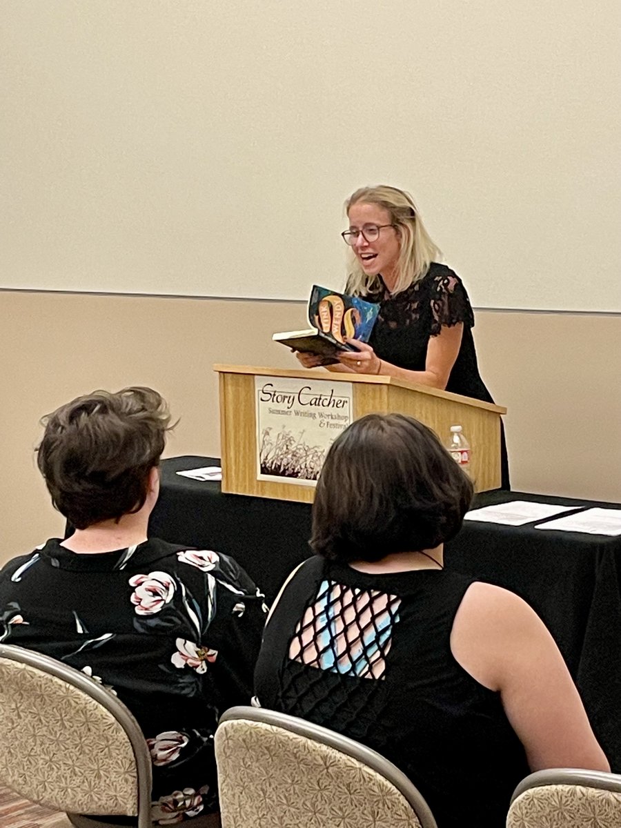 storycatchfest's tweet photo. Kelly Ann Jacobson gives a "spirited" reading from her award-winning YA novel _TINK and WENDY_. Great conclusion of our third night at #storycatcher22  @KAnnJacobson https://t.co/dMIsxvh7BS https://t.co/1a0r2ufQpS