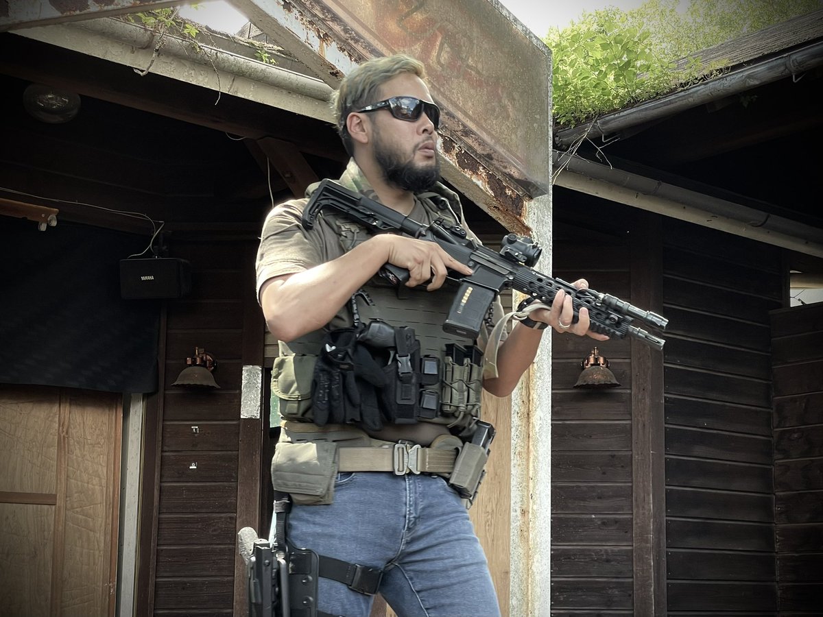 sim69airsoft's tweet photo. us marshal style
CTC貸切
#サバゲー
#サバイバルゲーム
#LE
#LE装備
#USMS
#USマーシャル
#airsoftgame
#FirstSpear
#Glock17
#PTW
#TroyIndustries
#Trijcon
#cryeprecision
#MAGPUL
#PMAG
#清里CTC https://t.co/zFzwqTQZ1W
