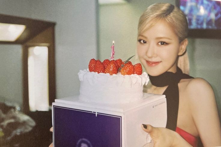 Stream “On the ground” Now 11.6M views to hit 300M  :) 

Link🔗:- youtu.be/CKZvWhCqx1s