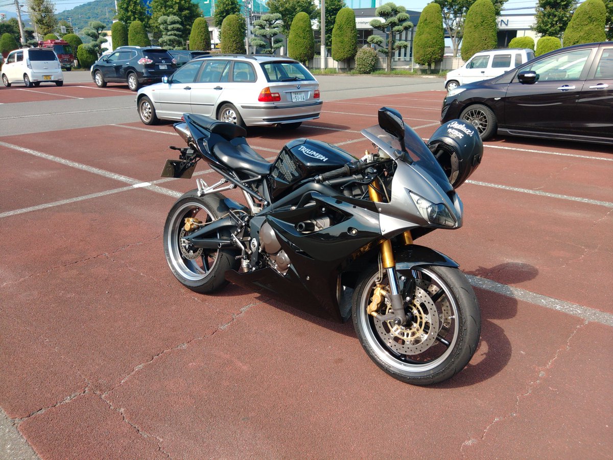 steeled_wolf's tweet photo. 二発合格汗だく。
ハイのインジケータって検査項目なんですね。その場で作ったよ。

i passed it the second time.
i didn't know the indicator of hi is
needed the test. i made it there.
and then, i'm all sweaty. https://t.co/7aWWqPVsTB