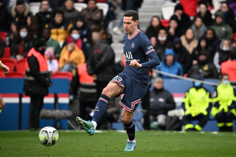 LMDPSG's tweet photo. 🚨 Newcastle va formuler une offre de 13M€ au PSG pour s’attacher les services de Julian Draxler 🇩🇪 !

🗞 @Ekremkonur https://t.co/JPKUb7bg9E