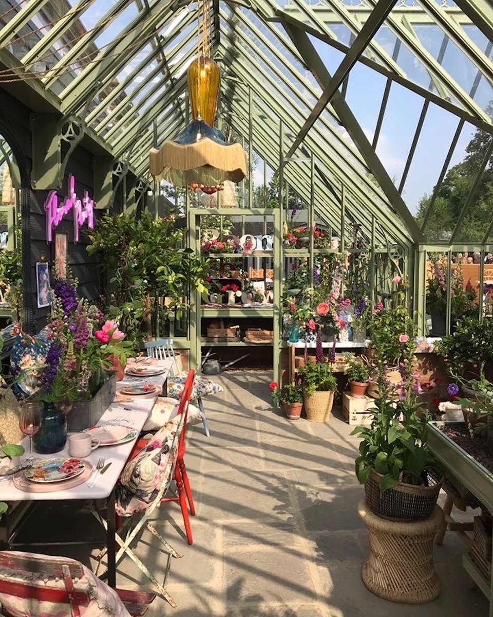 Our stonecast range is perfect for #Greenhouse #Flooring like this Lancashire Mill.
🌱Easy to clean 
🌱Reflects light and retains heat throughout the day
🌱 Beautiful character &amp; charm in a range of colours and styles.
📸  <a href="/Alitex/">Alitex</a> styled by <a href="/selinalake/">selina lake</a>
ow.ly/iT0050K3aNn