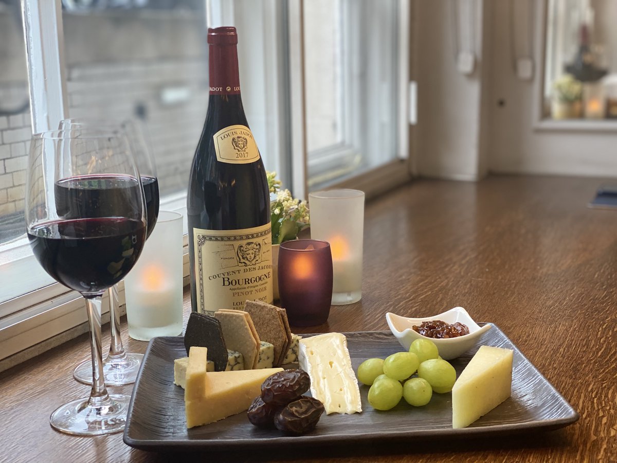 Happy Wine and Cheese Day! From London Marriott Grosvenor Square