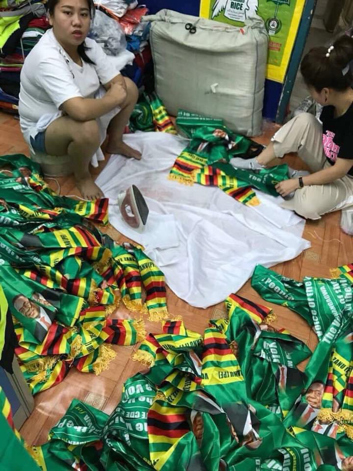 Nyakuvengwa07's tweet photo. @nickmangwana This was done in China.. Not Afrika muri svina dzavanhu #ZanuPFMustGo #zecmustfall #fakapressure https://t.co/366sH7wXpy