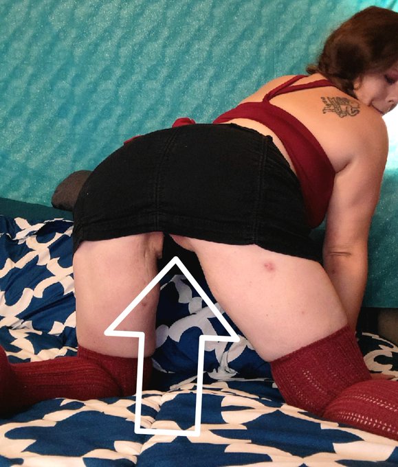 Follow the arrow and cum to my fun. Cum to my fun.  https://t.co/nJgTNjOWZP  Getting on live soon. https://t<a href="/tag/onlyfan"class="tags"><span>#onlyfan</span></a>
