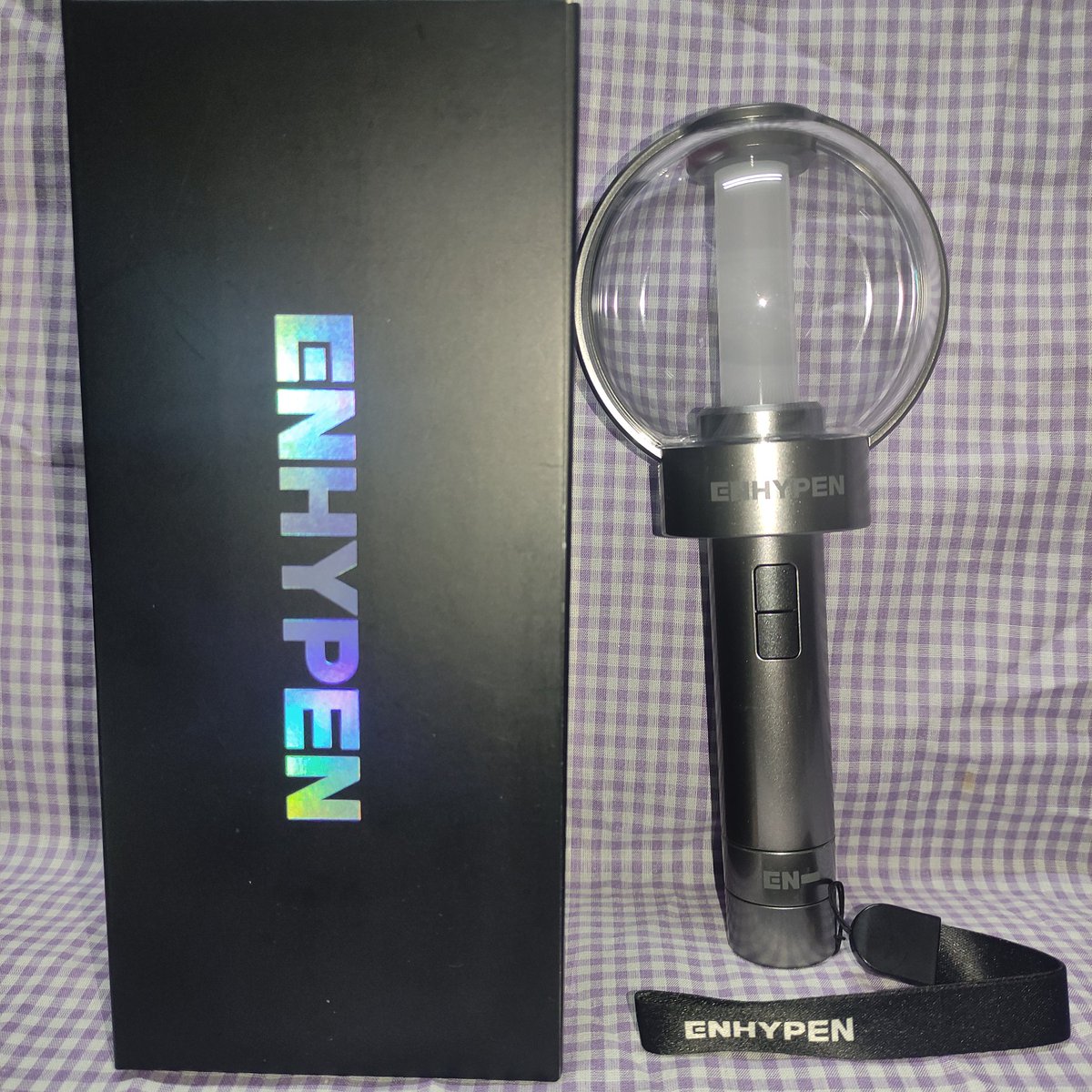3xielyn_bns's tweet photo. #3xielyn_sells
IC WTS LFB PH

ENHYPEN Official Lightstick
Php 1.8k +lsf
+ Niki Odysseus mini poster freebie

ONHAND
UNSEALED
Complete inclus
from weverse
PAYO

🏷️ en- wv engenebong ls light stick jungwon heeseung jay jake sunghoon sunoo niki engene bong https://t.co/vH54rT0fwJ