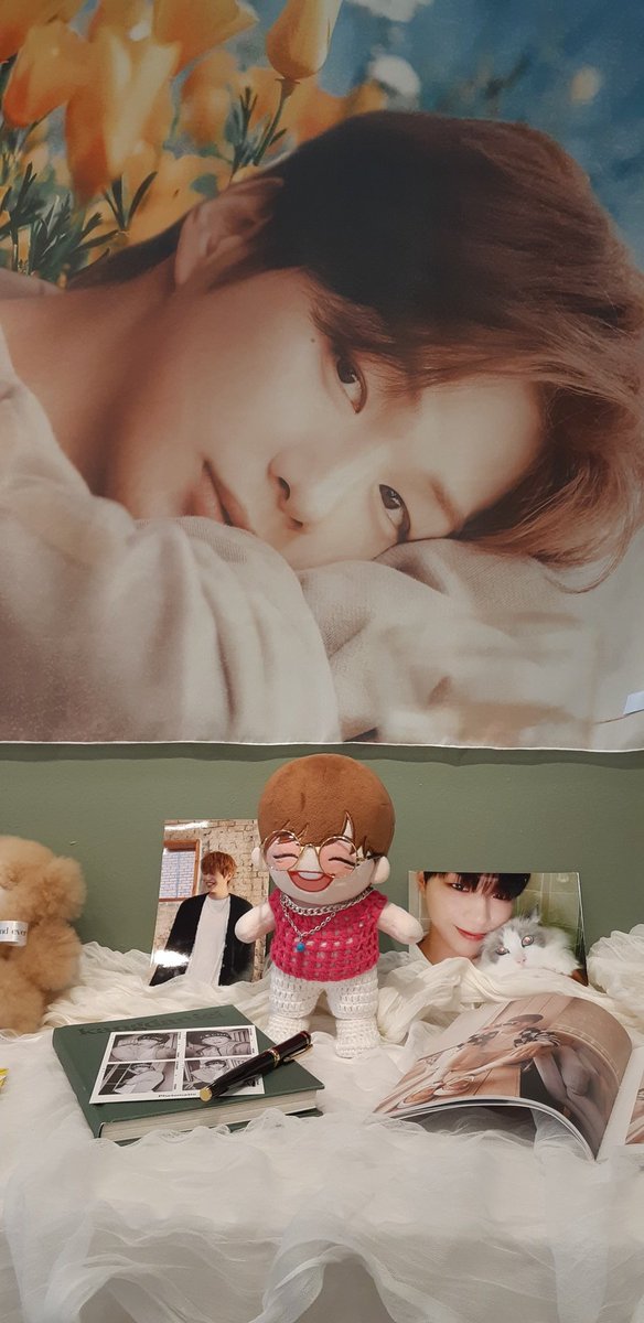 wZAjGCKMshm8nZF's tweet photo. 다니엘 축하해❤
#강아지_3년이면_꽃말을_읊는다 
#forever_and_ever_with_Daniel https://t.co/Tb5EkiKC7d