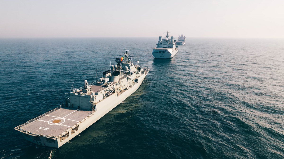 #Navyfi vigilant exercise activities continued in the Baltic Sea last weekend. PGG Rauma and multipurpose vessel Louhi exercised with #NATO standing naval forces. Nato Task Group included HNLMS Karel Doorman, NRP Corte Real and RFA Tidesurge. #StrongerTogether #PASSEX #Merivoimat