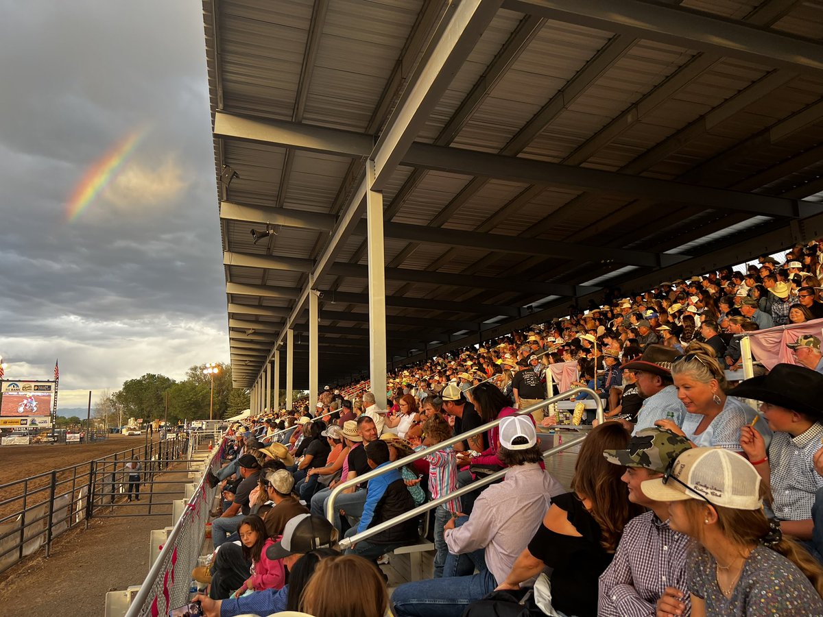 DatDadDude's tweet photo. SkyHi Stampede 100 years! #prorodeo #MonteVista #SkiHi https://t.co/F7l6Fu6VGj