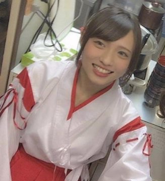CAdlygxo6jtN5TU's tweet photo. 巫女さん３が日のたまった性欲をぶちまかす😍スレンダーで美人で巨乳です💦

☆動画が欲しい方☆
フォロー＆リツイートして下さいね💕
順番に✉でプレゼントいたします😊 https://t.co/gTIKgcMfxZ