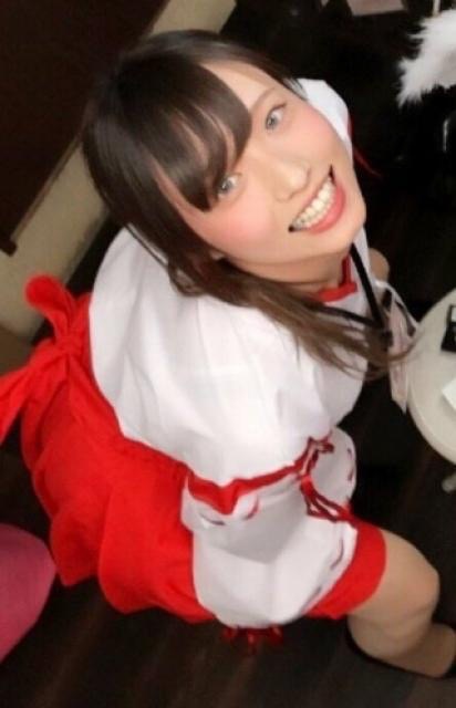CAdlygxo6jtN5TU's tweet photo. 巫女さん３が日のたまった性欲をぶちまかす😍スレンダーで美人で巨乳です💦

☆動画が欲しい方☆
フォロー＆リツイートして下さいね💕
順番に✉でプレゼントいたします😊 https://t.co/gTIKgcMfxZ