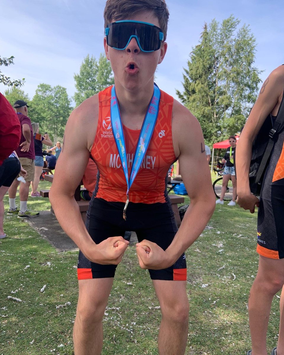 cmcwhinney's tweet photo. And a bronze! #swimbikerun #triathlon #tribc #bcsummergames https://t.co/bWwYtgzLiL
