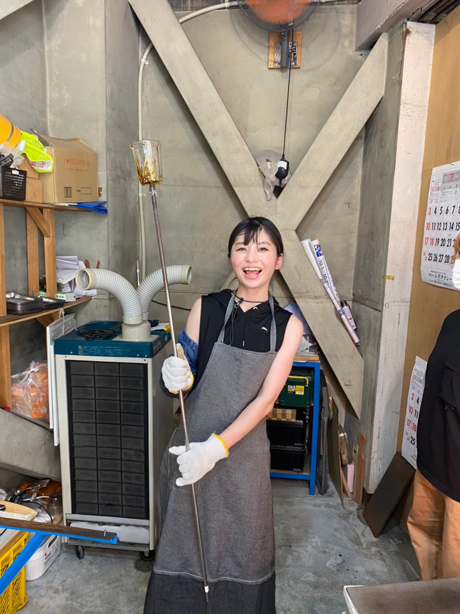 chiba_kanako's tweet photo. いい顔してる!。*゚+
#吹きガラス #ガラス工房 #iiro #グラス #手作り #ハンドメイド #オリジナル #暑か���た #グラス #ビールグラス #自然な表情 #楽しそう #楽しかったよ #顔テカテカ https://t.co/VFbiMWnjNp