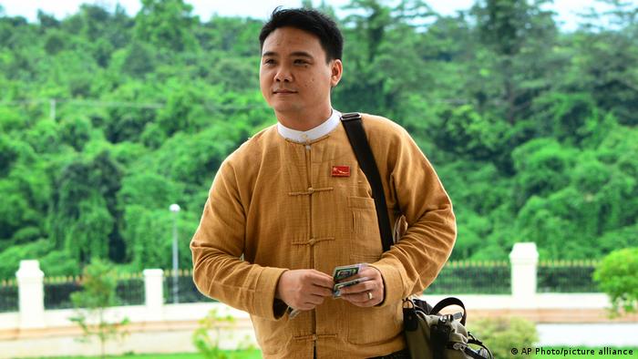 Altsean's tweet photo. The junta's execution of 4 pro-democracy activists in #Burma is a grievous violation of intl. law, enabled by a culture of impunity

The junta's impunity has been emboldened by lack of action from ASEAN &amp; intl. community

#Myanmar needs stronger #sanctions &amp; accountability NOW! https://t.co/QTj225RDKW