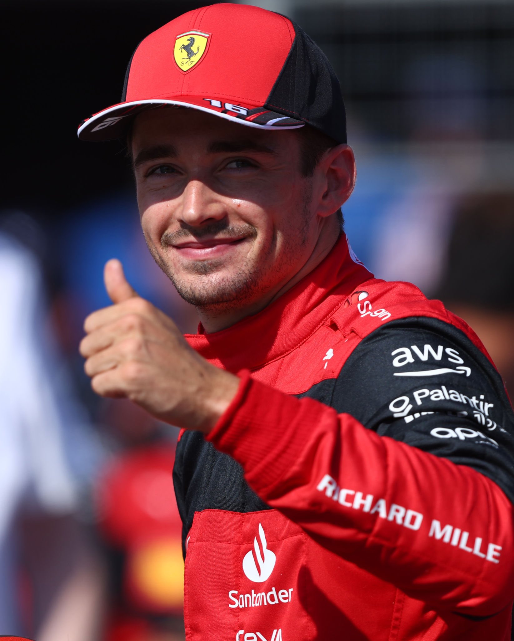 FYfJZ6pWAAAjLtG.jpg:large