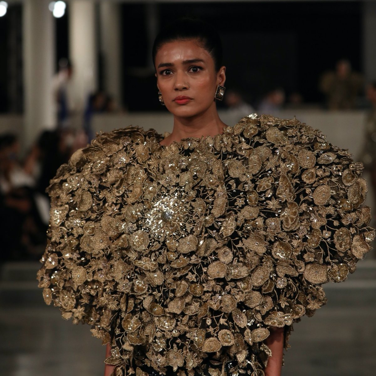 FranceinIndia's tweet image. Delighted to host at the Embassy my friend @RahulMishra_7&apos;s couture show, The Tree of Life, which has already dazzled crowds at the Paris Haute Couture Week. What an amazing celebration of Nature’s abundance and India’s craft tradition!