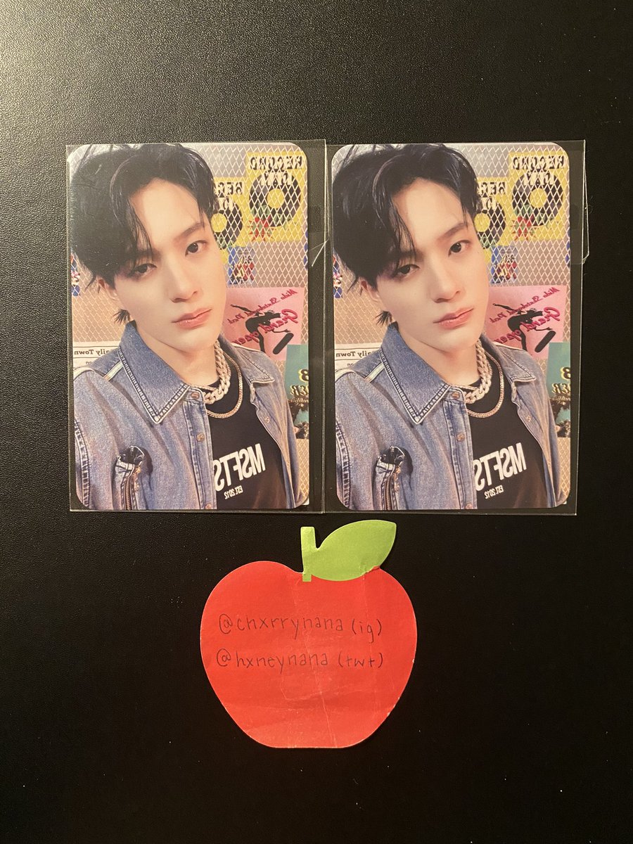 hxneynana's tweet photo. WTS 
jeno beatbox version a photobook mumo photocard $20 each 

- usa based 
- stamped shipping +$1 🇺🇸 +$2🌎 https://t.co/EwAIA7oEmE