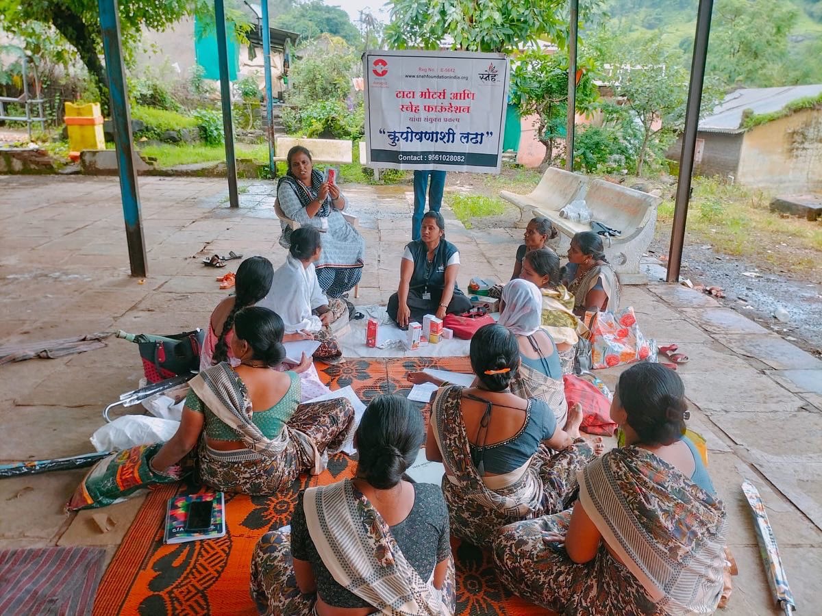 SNEHFoundation's tweet photo. ‘If everyone is moving forward together, then success takes care of itself.’
This quote has been proved right by some of our dedicated community linked workers (CLWs). Ms. Samina Shaikh and Ms. Dorthi Joseph
https://t.co/jkr2F92WVC
#TataMotors
#ProjectAddressingMalnutrition https://t.co/RHLi3hduqg
