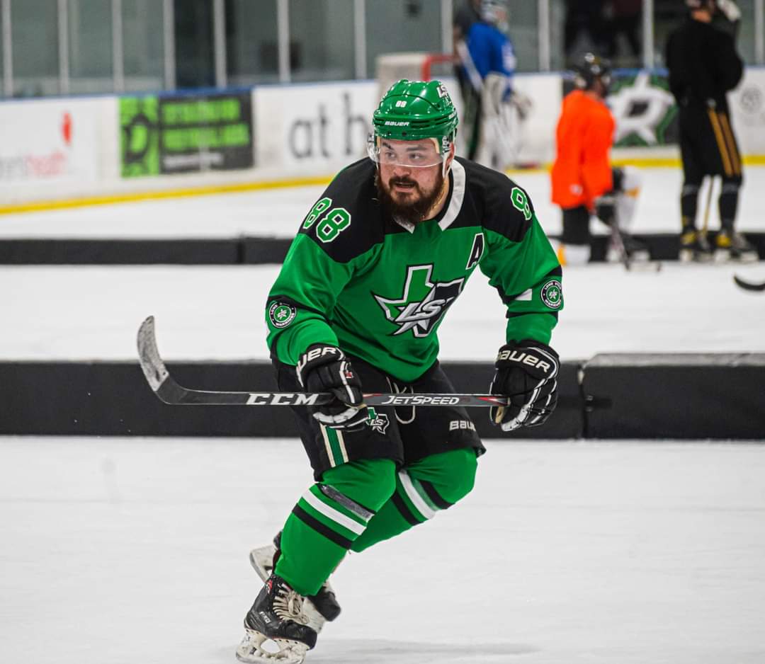 LS_Warriors's tweet photo. The #GreenBucketGuys had some fun this past weekend at the AMSMF 3v3 cross ice tournament, playing hockey for a great cause! π
πΈ @melissabimages
#TalentCorps | #LSW https://t.co/7y3gGhl1iZ