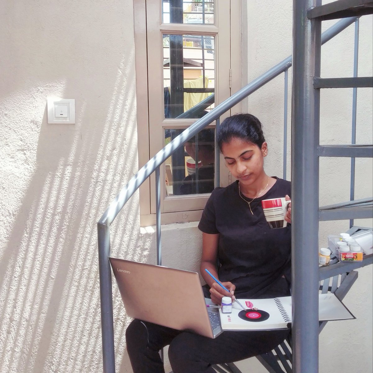reddexperience's tweet photo. This New Recruits’ Day at Redd involves juggling paints, coffee and WFH...
Welcome aboard Team Redd, Geerthika!
#uxdesign #ux #ui #reddexperiencedesign #redd #uidesign #design #teamredd #newrecruits #recruit #designspace #designspiration #wfh #reddwfh #juggle #paints #coffee https://t.co/c50VeuYHzC