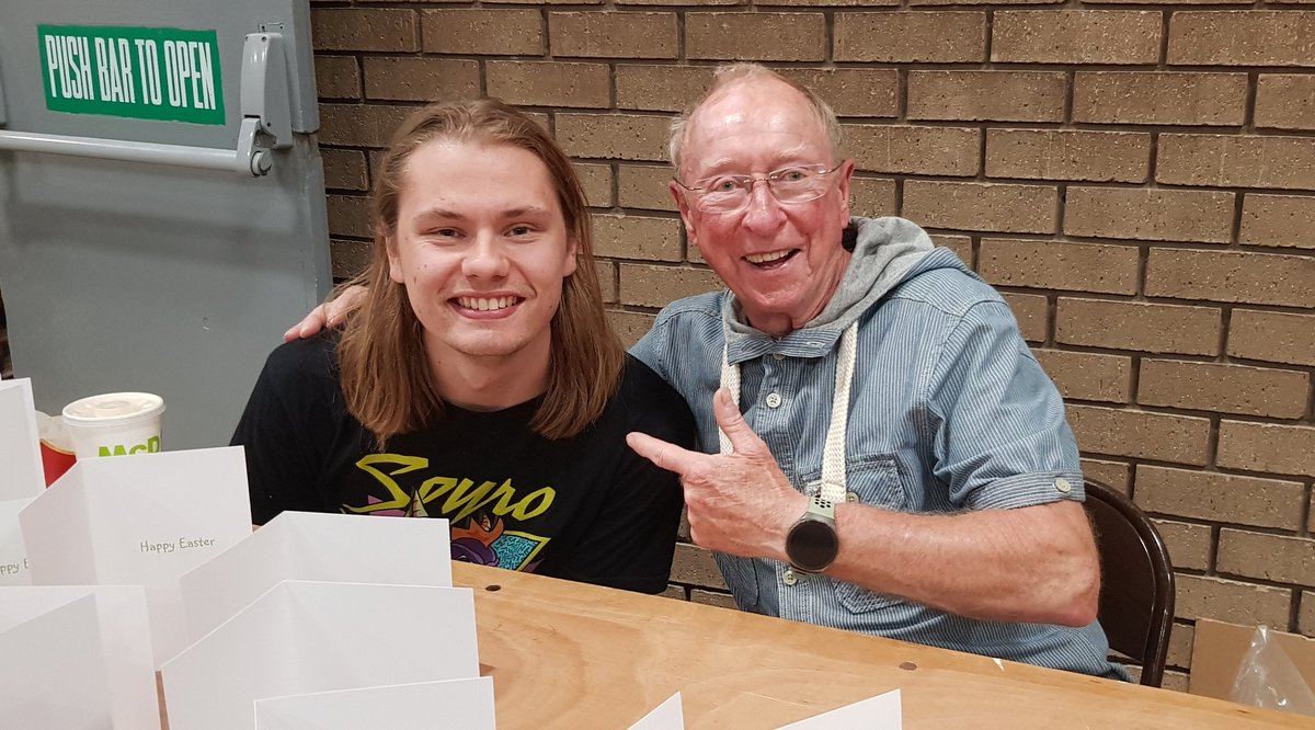 Damian_Quinn666's tweet photo. A few from the Beachside Comic Con at the weekend. Unfortunately I didn't get to meet my idol Jet from the Gladiators but we did meet Colin Spall from Dr Who fame. Fantastic time had by all. Looking forward to next one.
π₯π«πβ‘π»
#beachsidecomiccon #comiccon https://t.co/uKSZTJjTuC