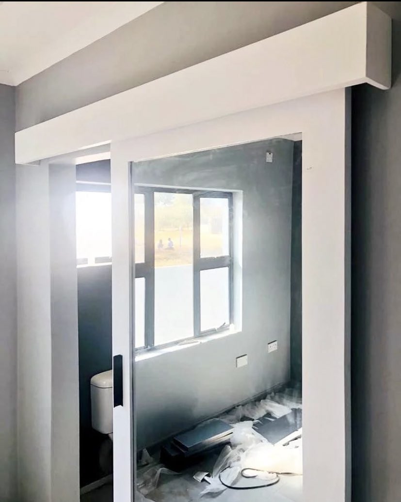 Jebba11's tweet photo. Home owner twitter, ipechetseng     End of Month Special 
Mirrored Barn Door 
WAS P3600 NOW P2999.99 
*Free Rail Mechanism
*Free Handles 
*Free Installation in Gabs
Call or WhatsApp 74177517

#PldDoors #PldDesigns #YouDreamItWeDesign #PushaBw #BrandBotswana https://t.co/r40YIaBNvF
