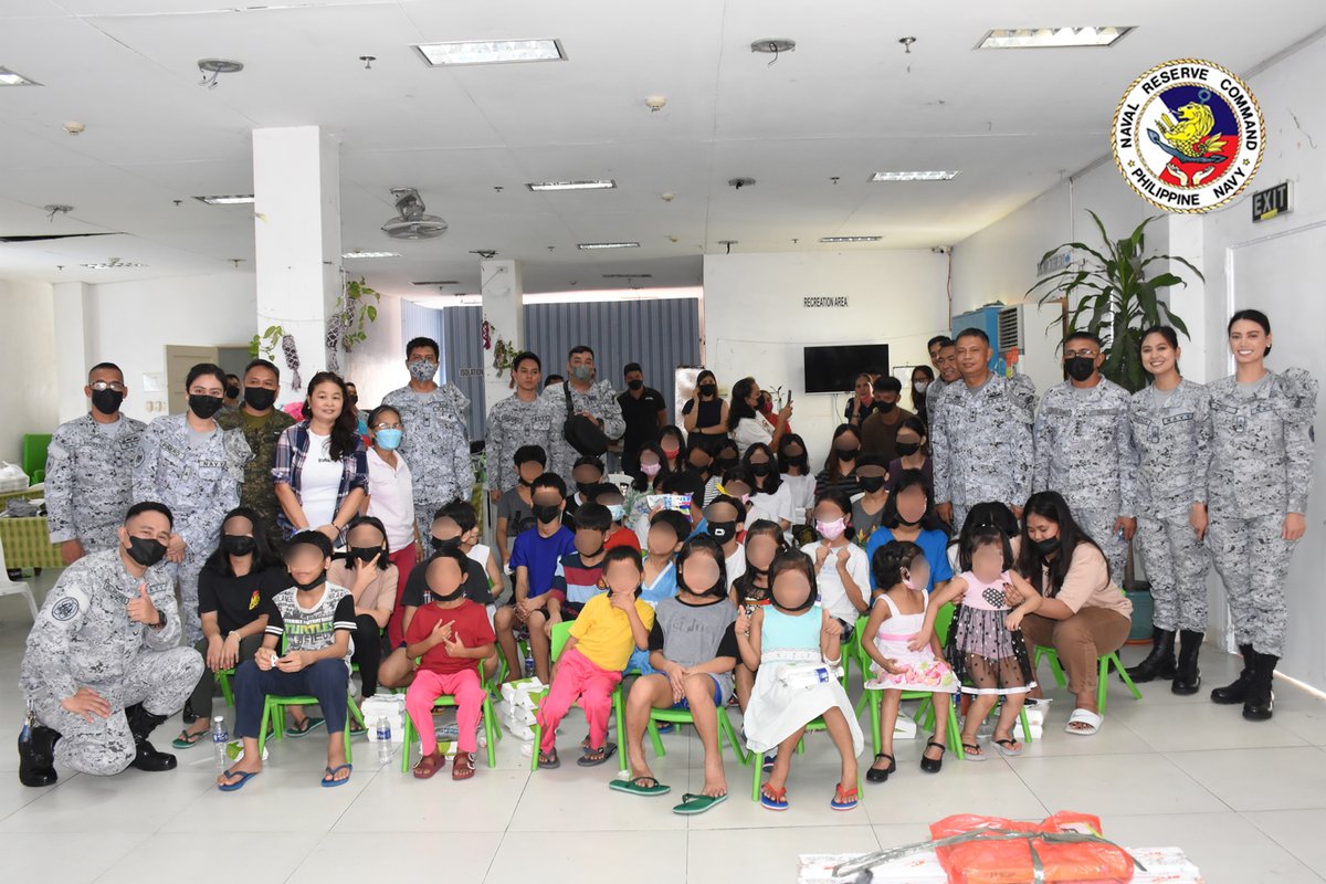 NAVRESCOM Conducts Gift-giving, Feeding Activity
