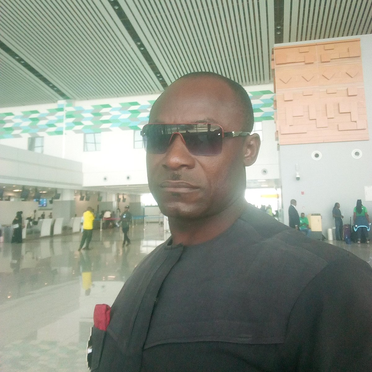 OparahTony's tweet photo. #NewProfilePic https://t.co/FK71Q8UTNM