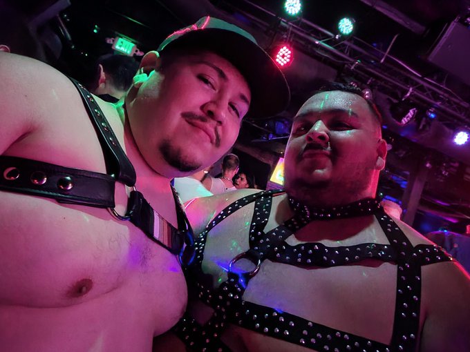 Seeing this sexy man shake his booty was alot of fun @Salem_superchub @ChubUsa .
#chubby #chubs #chub4chub