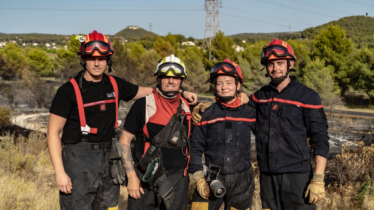 Pompiers_13's tweet image. [#MondayMotivation]

Les #Pompiers13 vous souhaitent une très bonne semaine.😀