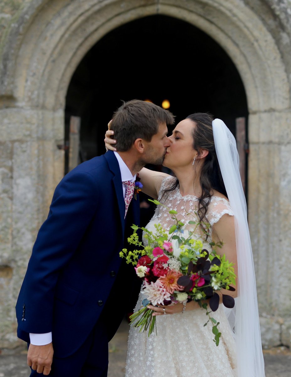 Veronica Lloyd-Richards tweet media