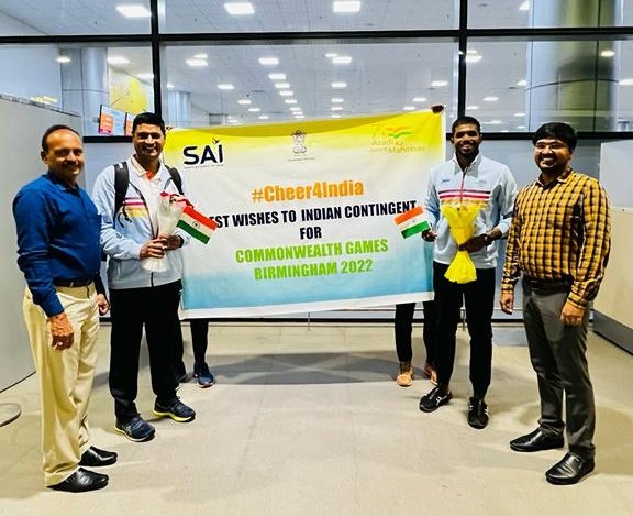 AIRNews_Chennai's tweet photo. பர்மிங்காமில் வரும் 28ஆம் தேதி தொடங்கும் காமன்வெல்த் விளையாட்டுப் போட்டிகளில் 16 பிரிவுகளில் 215 இந்திய தடகள வீரர்கள் பங்கேற்கவுள்ளனர். அவர்களை ஊக்குவிக்கும் வகையில் #create4India மற்றும் #cheer4India ஆகிய Hashtag -களில் பதிவிடலாம் என்று இந்திய விளையாட்டு ஆணையம் தெரிவித்துள்ளது. https://t.co/ZZ6BXlCXLu