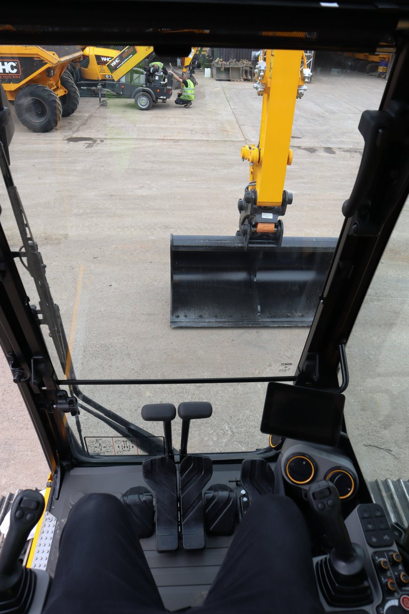 WHCHireServices's tweet photo. Something NEW is on the horizon! 💯

As part of our commitment to bringing the latest and most efficient equipment to our customers, we have some more additions coming your way next week!

Any guesses about what they might be? 

#newaddtions #comingsoon #whchire #commitment #B2B https://t.co/ESeUBTh9oz