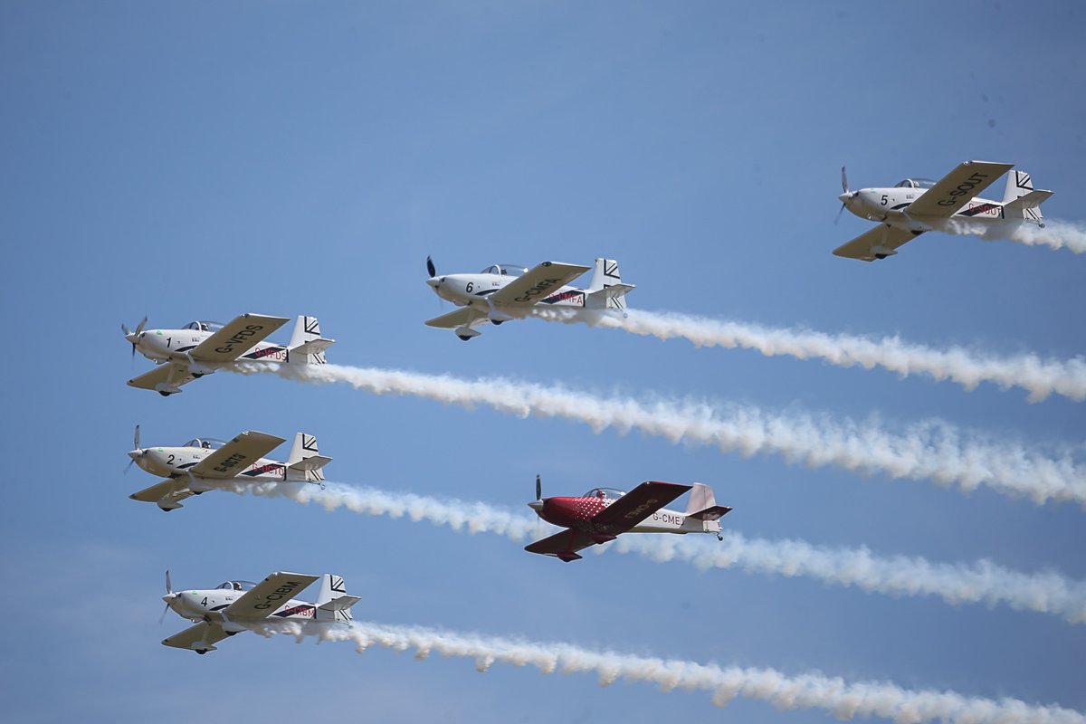 a_saint_quentin's tweet photo. #RETOURSUR | #FêteAérienne 📸
Juste pour le plaisir des yeux, retrouvez quelques photos de la fête aérienne qui s'est déroulée hier dans le ciel Saint-Quentinois ✈️ https://t.co/YNubNpjwuZ