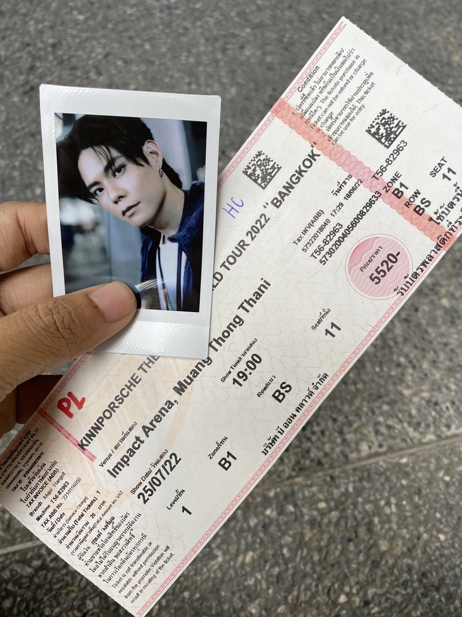 RuNeeii's tweet photo. ขอบคุณร้าน @nicetoxyou ที่กดบัตรสิทธิ์พิเศษ ให้ เราได้ 2 สิทธิ์ #handcard #polaroid สนใจแลกพี่น็อต กับเรามั้ย #KPworldtourD2 https://t.co/BzgbqLWGL3