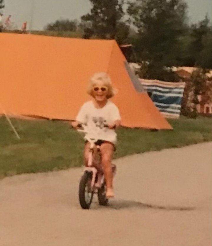 ellenvdijk's tweet photo. They told me I could ride the Tour the France one day if I practice really well😎

#TDFF https://t.co/5eqe9RuxcR