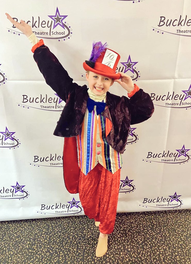 FldDance's tweet photo. &amp; that's a wrap🎉After 7 Shows in 5 days I can't begin to say how proud I am of Belle,worked so hard for this &amp; lit up the stage with her amazing energy,huge smile &amp; cheeky little face!!! Never seen any dancer look so happy to be on a stage💜My fave Mad Hatter ever,Bravo Belle👏x https://t.co/TvrP9hnOxj