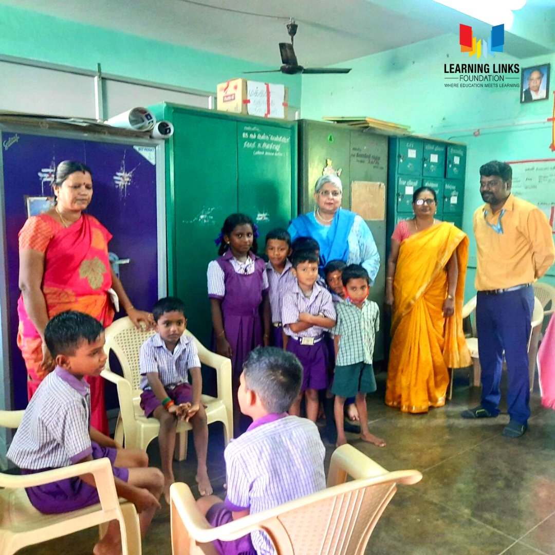 LLF_IN's tweet photo. Moments from Dr Anjlee Prakash's (Chairperson, Learning Links Foundation) visit to the PUPS Otteri Extension School in Vandalur, Tamil Nadu, along with Mr Girish S. (Partner, Learning Links Foundation).

#LearningLinksFoundation #unlocklifelonglearning #EducationMeetsLearning https://t.co/ql886qtprj