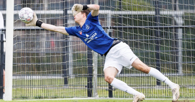 AlmereCityFC's tweet photo. 𝑮𝒐𝒐𝒅𝒎𝒐𝒓𝒏𝒊𝒏𝒈! 🧤

De mannen zijn een heus slot op de deur met hun reddingen in deze voorbereiding. 🔒

#AlmereCityFC #AlmereCity #Goalkeeper https://t.co/BQiajkUqRp