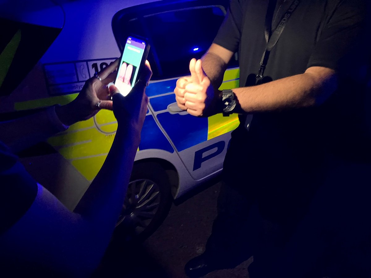 A busy time at training school. Testing new tech we hope will be coming to the frontline sometime soon! Contactless fingerprinting could be a game changer. Thanks to <a href="/dstlmod/">Dstl</a>, HOB and <a href="/WYP_Training/">WYP Training & Development</a>.