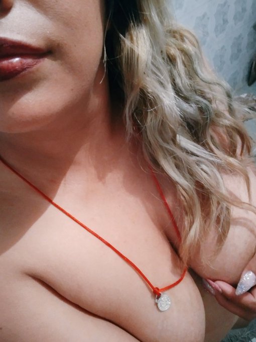 Antes del cambio de look https://t.co/h6KWix1A5T<a href="/tag/nuevafotodeperfil"class="tags"><span>#nuevafotodeperfil</span></a>