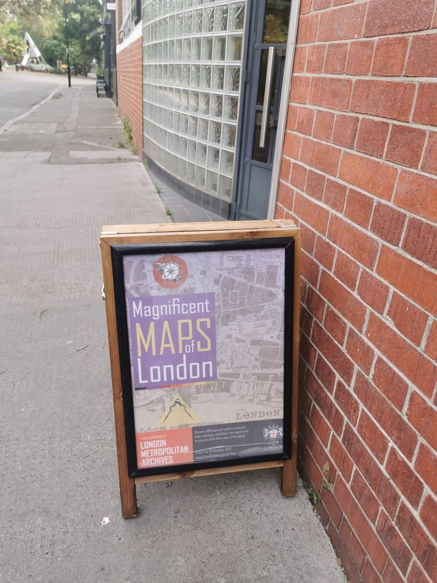 KarenAverby's tweet image. By the way, if you're popping to @LdnMetArchives any time soon, or are in the area, I very much recommend their Magnificent Maps of #London exhibition. Lots and lots of glorious maps on display.
#MapsMapsMaps #LoveArchives