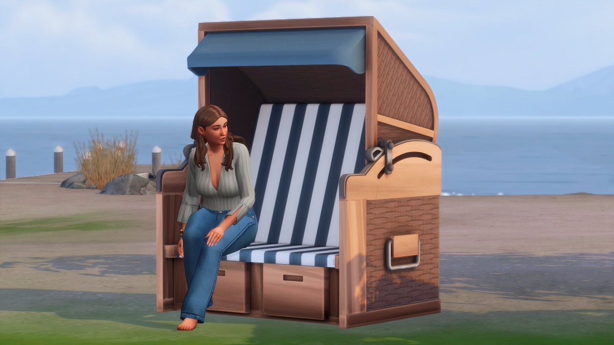 CharlyPancakes's tweet image. if you know what this is, what are they called in your area? we call it ''Strandkorb'' in germany which translates to beach-basket #wip